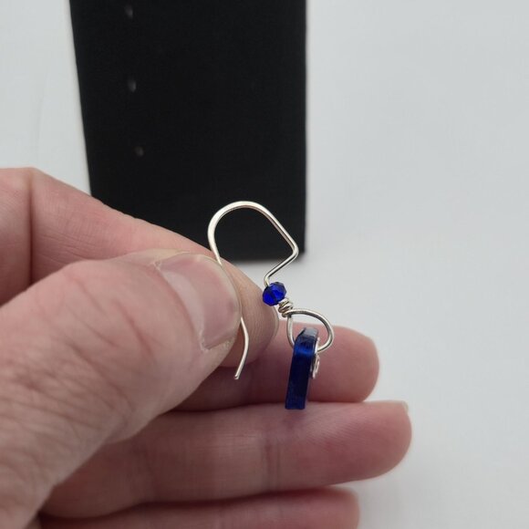 Sterling Silver Blue Glass Swirl Charm Handmade Earrings A4377 - Picture 3 of 5